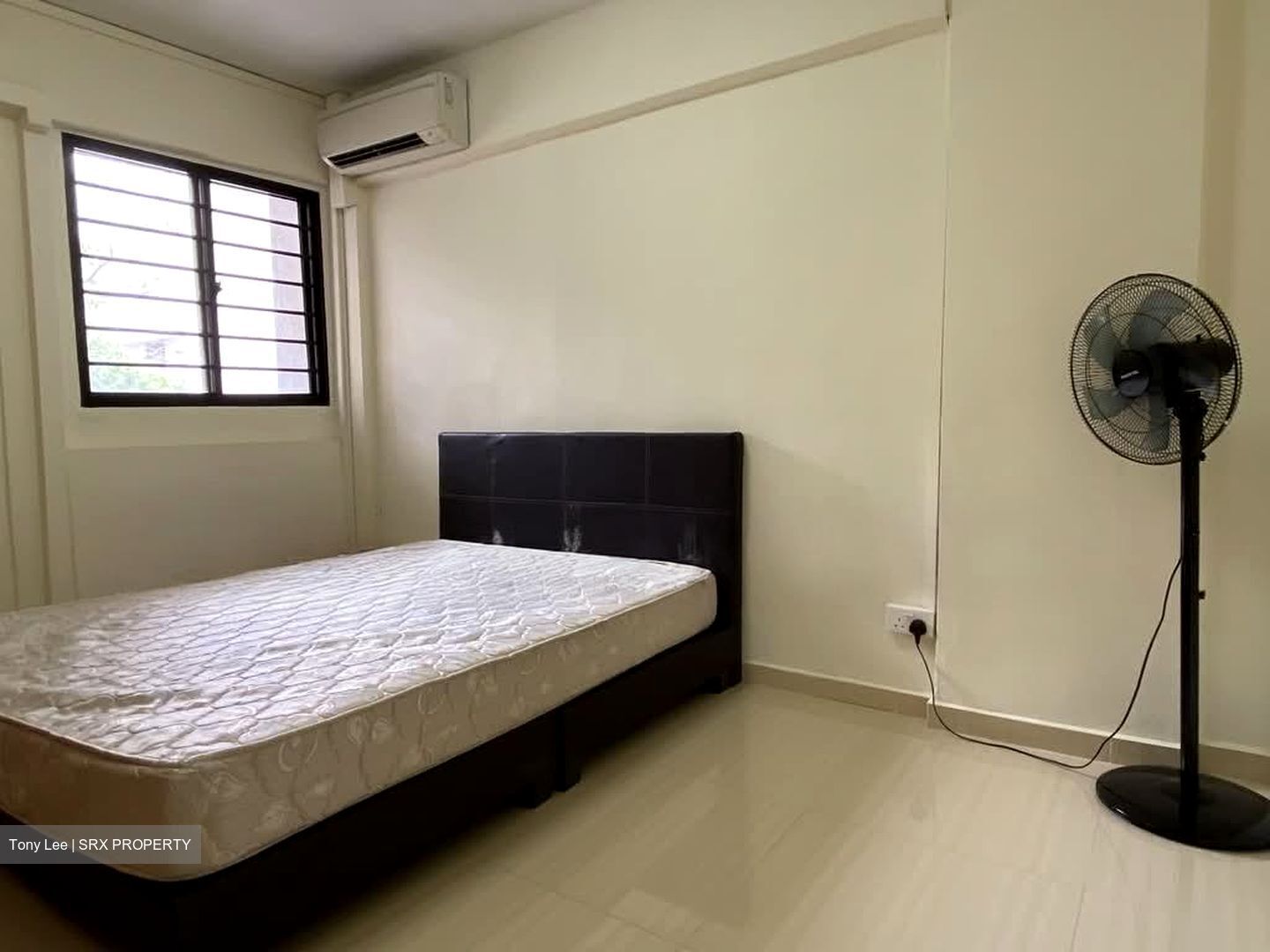 Blk 210 Bedok Town Centre (Bedok), HDB 3 Rooms #598834311
